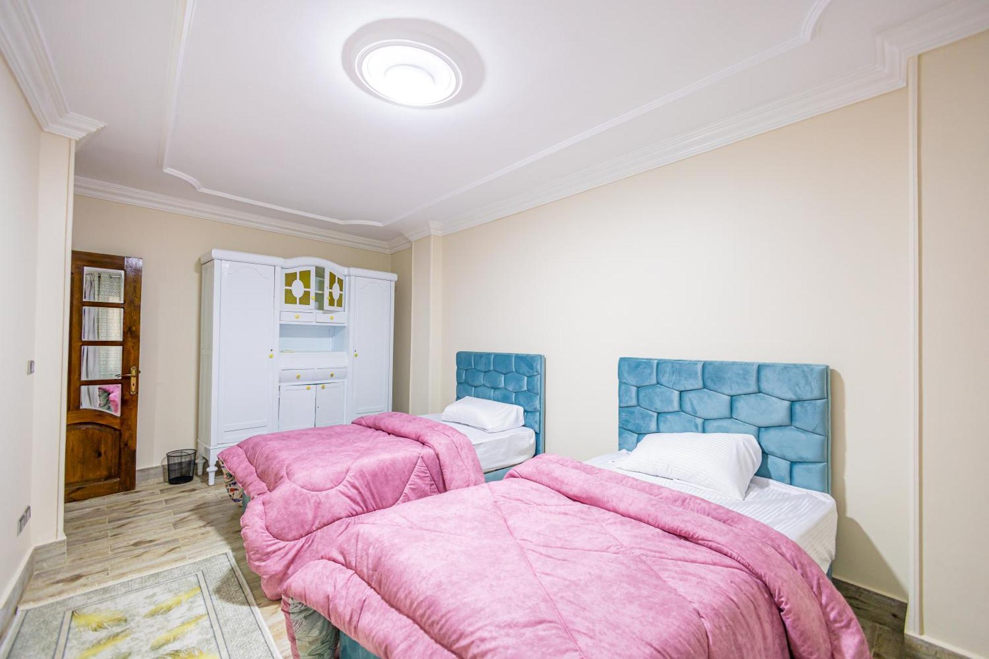 Chez L'Ami Hotel Kafret el-Gabal Eksteriør bilde