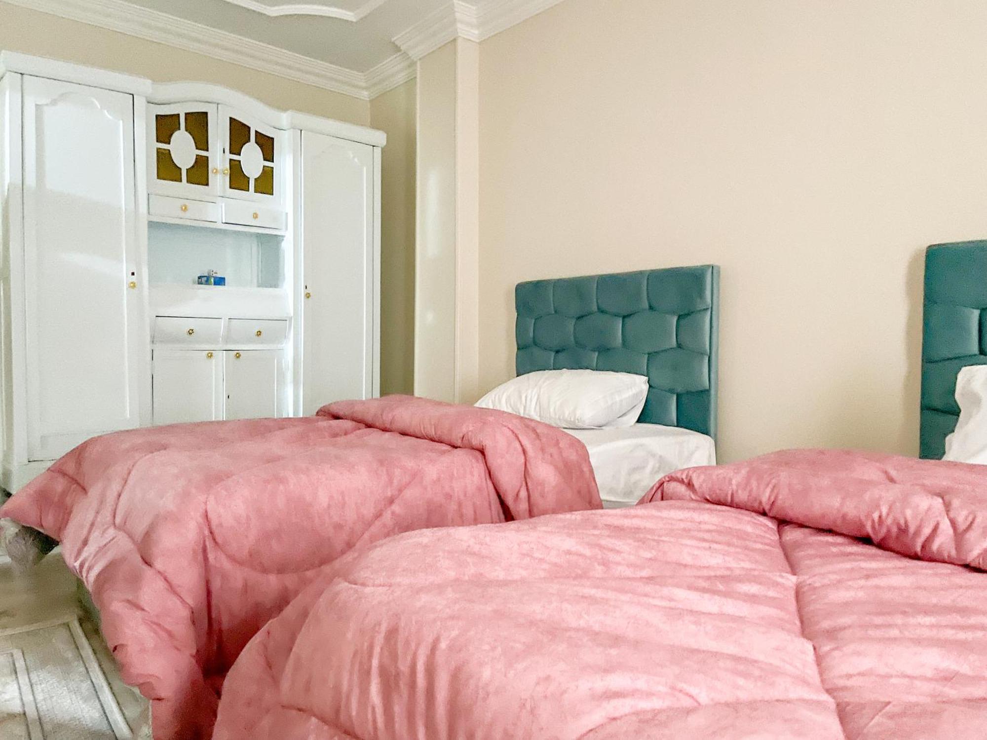 Chez L'Ami Hotel Kafret el-Gabal Eksteriør bilde
