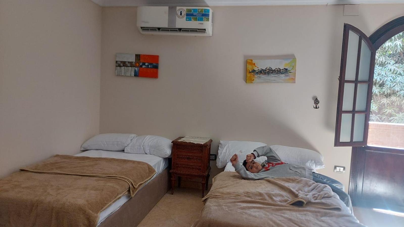 Chez L'Ami Hotel Kafret el-Gabal Eksteriør bilde